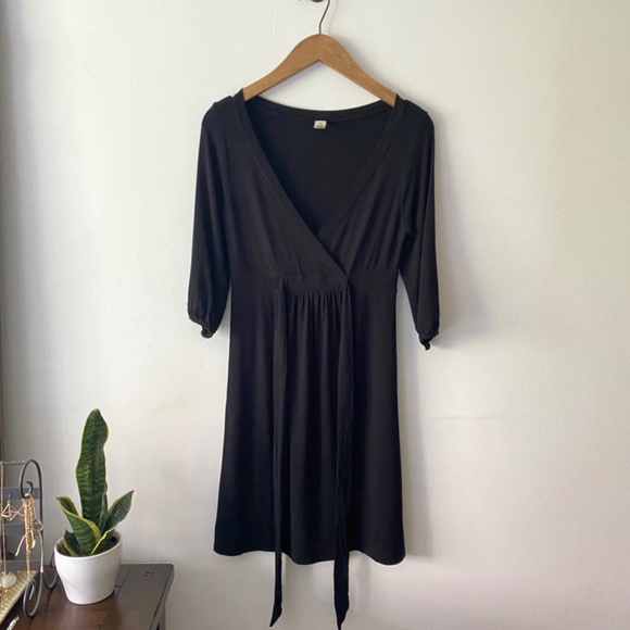 A-Line Faux Wrap Dress - Black - Picture 3 of 6